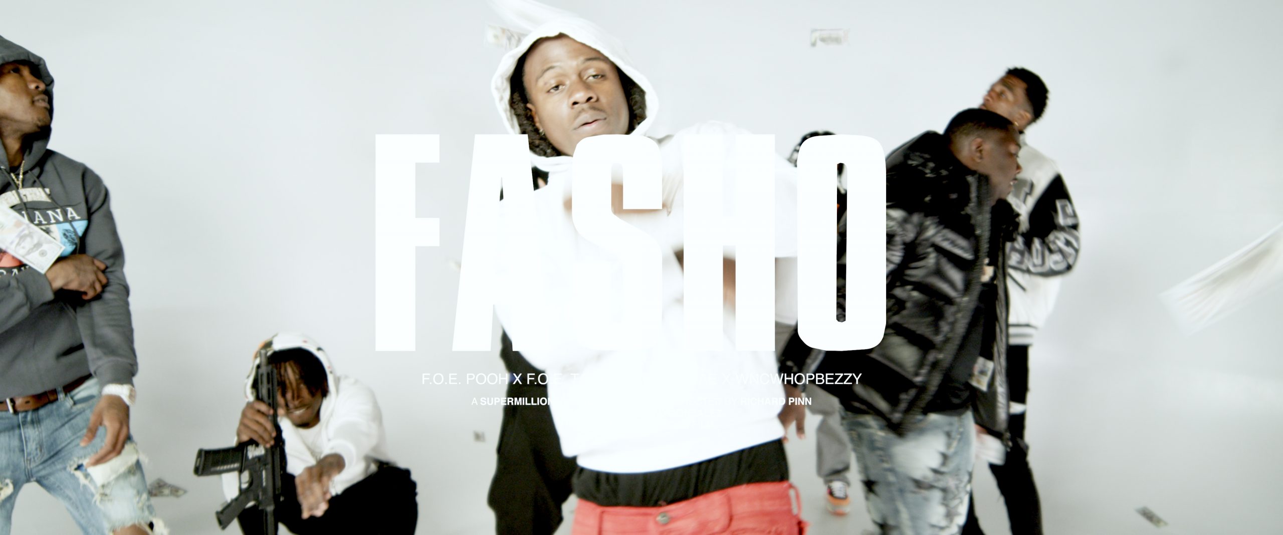 A005 C003 0101BL 001.00 03 53 03.Still002 scaled